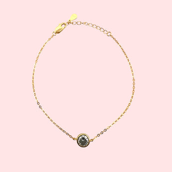 Elegant AAA grade zirconia bracelet in 18K gold vermeil or 925 sterling silver. Adjustable 17cm + 3.5cm extension. Minimalist everyday sparkle.