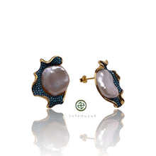 Farisa Baroque Pearl Earrings