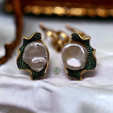 Farisa Baroque Pearl Earrings