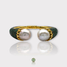 Natural Baroque Pearl Green Zirconia Bangle