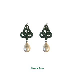 Sahmaran Pearl Earrings
