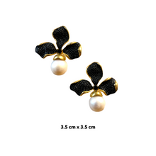 Alfalfa Pearl Earrings