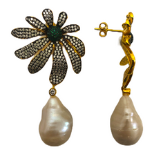 Elisa Pearl Drop Earrings