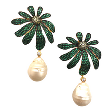 Elisa Pearl Drop Earrings