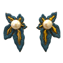 Mari Pearl Leaf Earrings
