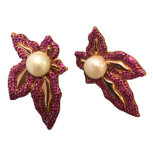 Mari Pearl Leaf Earrings