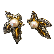 Mari Pearl Leaf Earrings