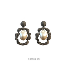 Noof Baroque Pearl Earrings