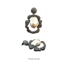 Noof Baroque Pearl Earrings