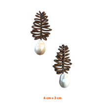 Reila Baroque Pearl Zirconia Earrings