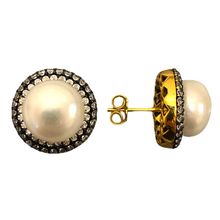 Round Pearl Stud Earrings