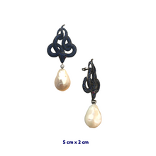 Sahmaran Pearl Serpent Earrings